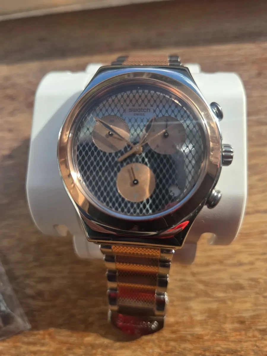 Swatch Irony Chronograph – Rose Gold - Image 2