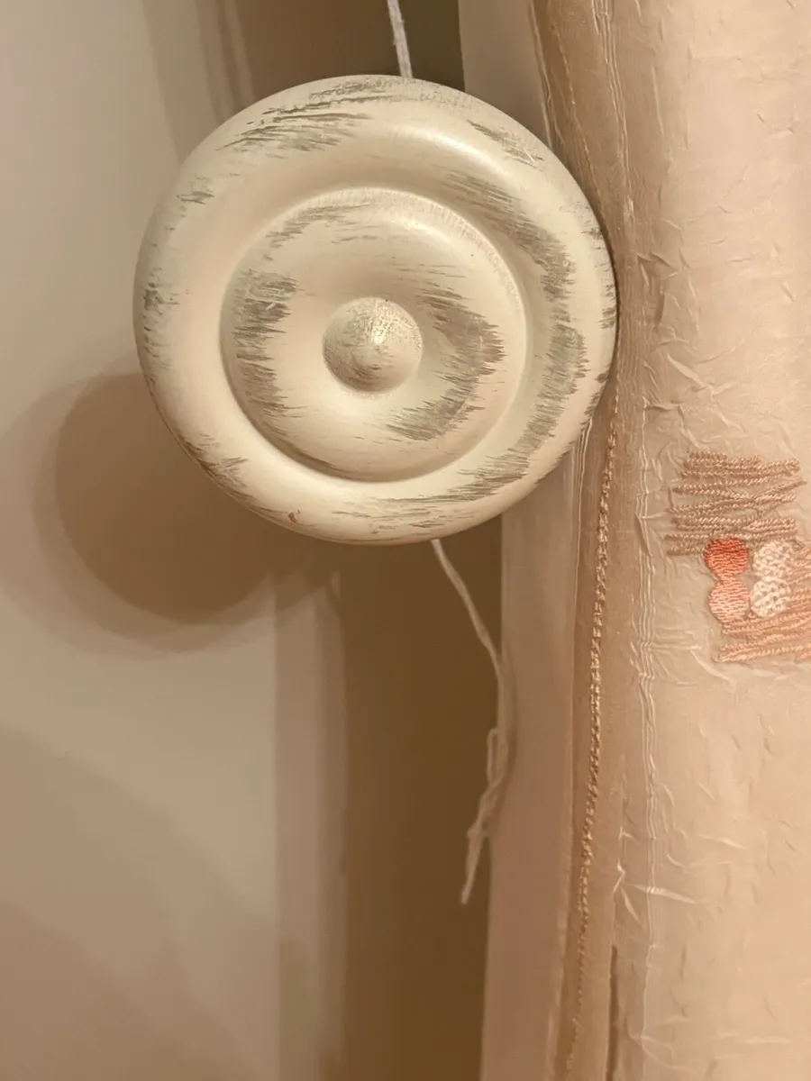 Wooden Curtain Poles - Various Sizes - Image 4