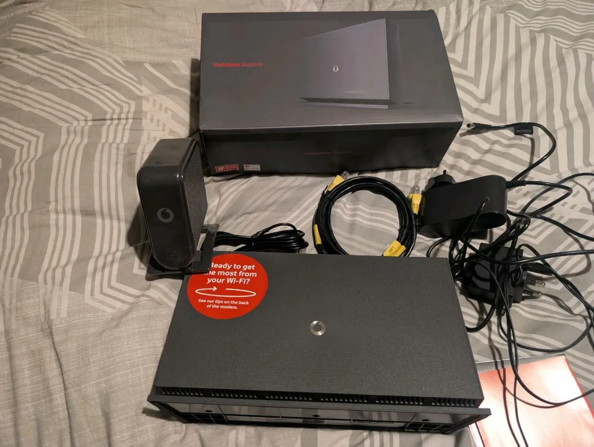 Vodafone router and mesh wifi extender