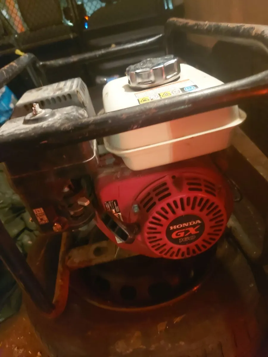 Honda Generator - Image 1