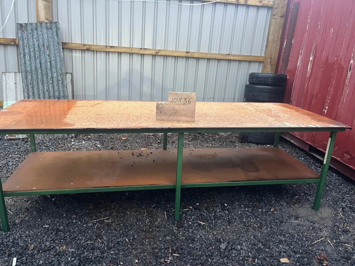 Work bench - Image 1