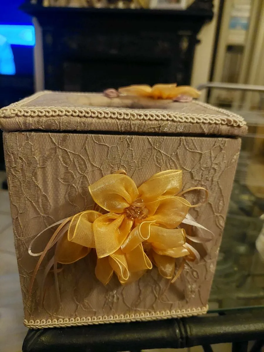 Beautiful Dusty Pink Tissue Box - Image 2