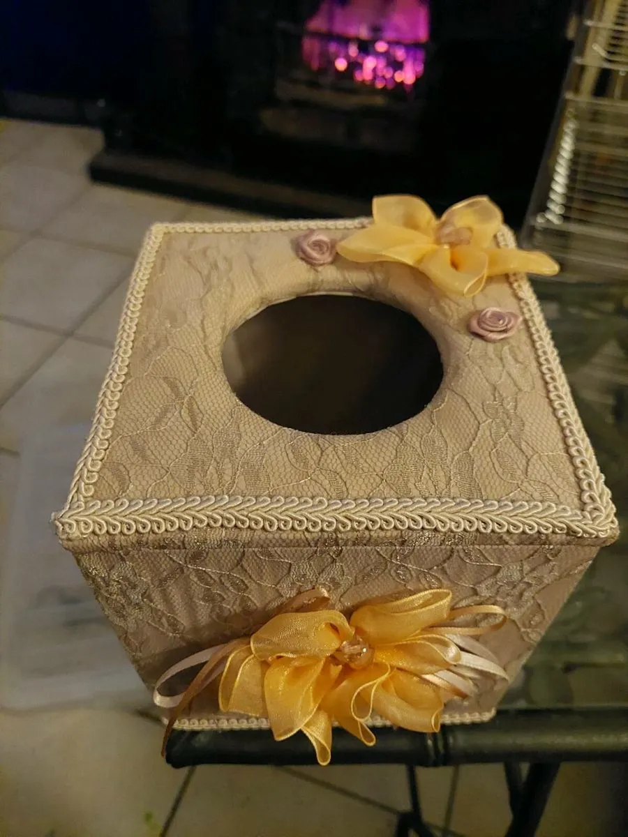 Beautiful Dusty Pink Tissue Box - Image 3