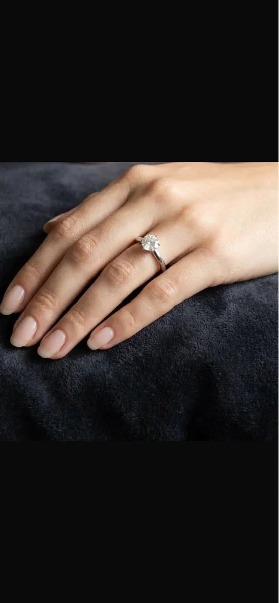 1.11 Ct Diamond Ring - Image 3