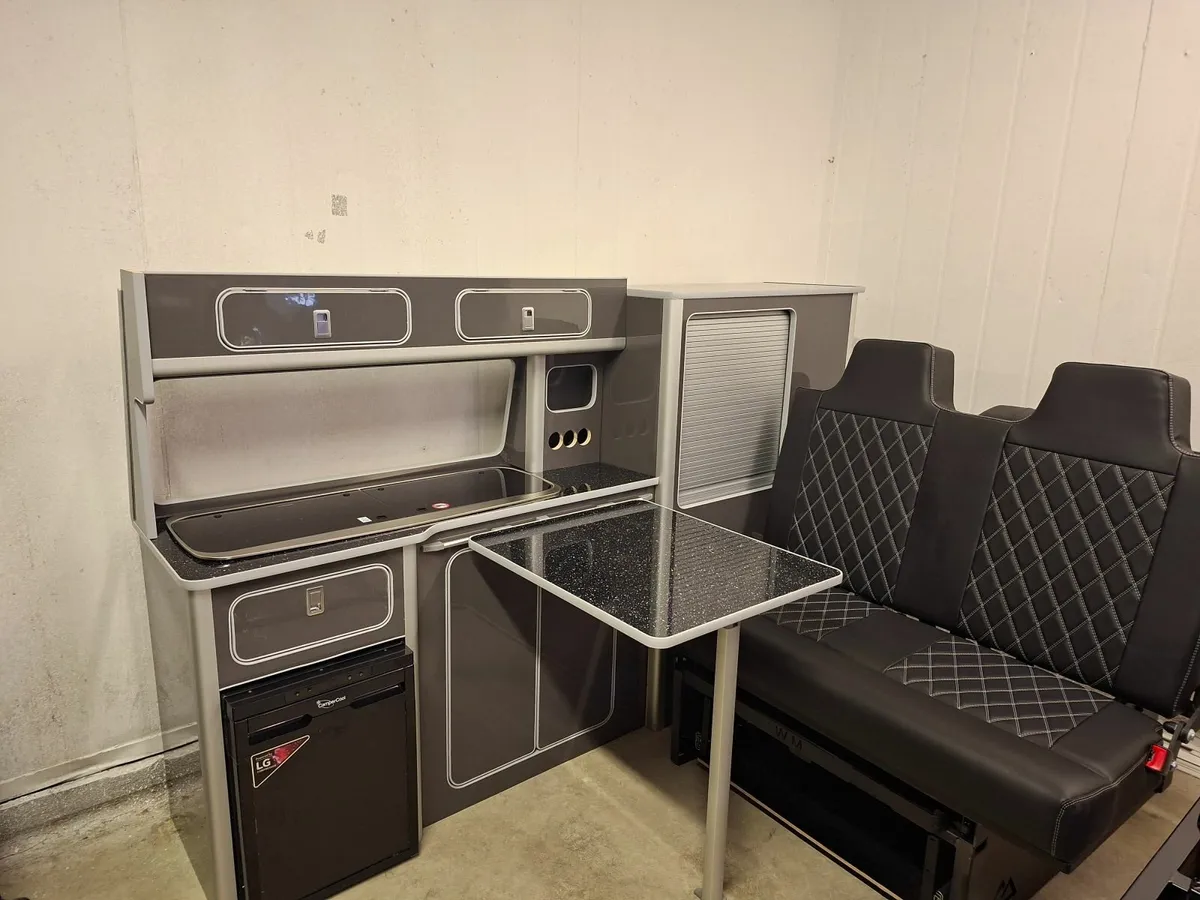 Campervan, Renault, Vivario,Transporter - Image 1