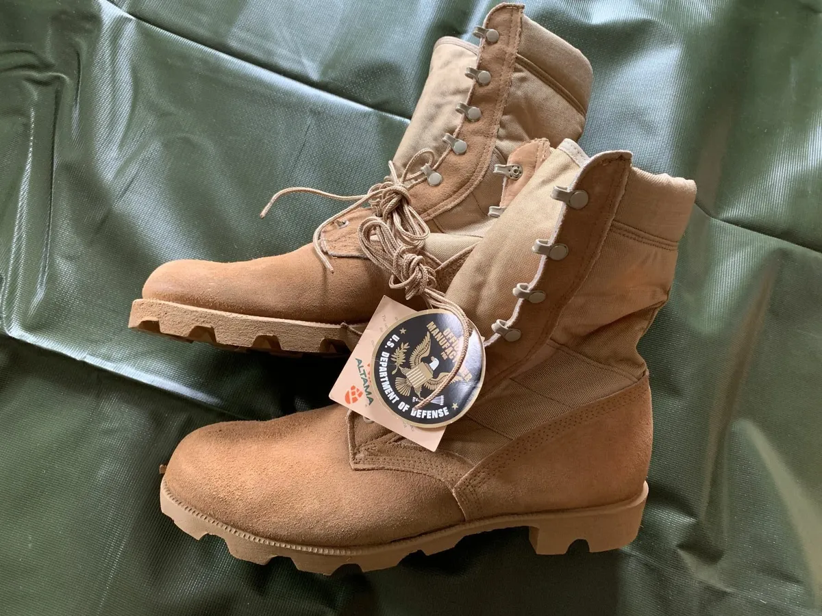 Altama US Army Desert Hot Weather Combat Boots - Image 1