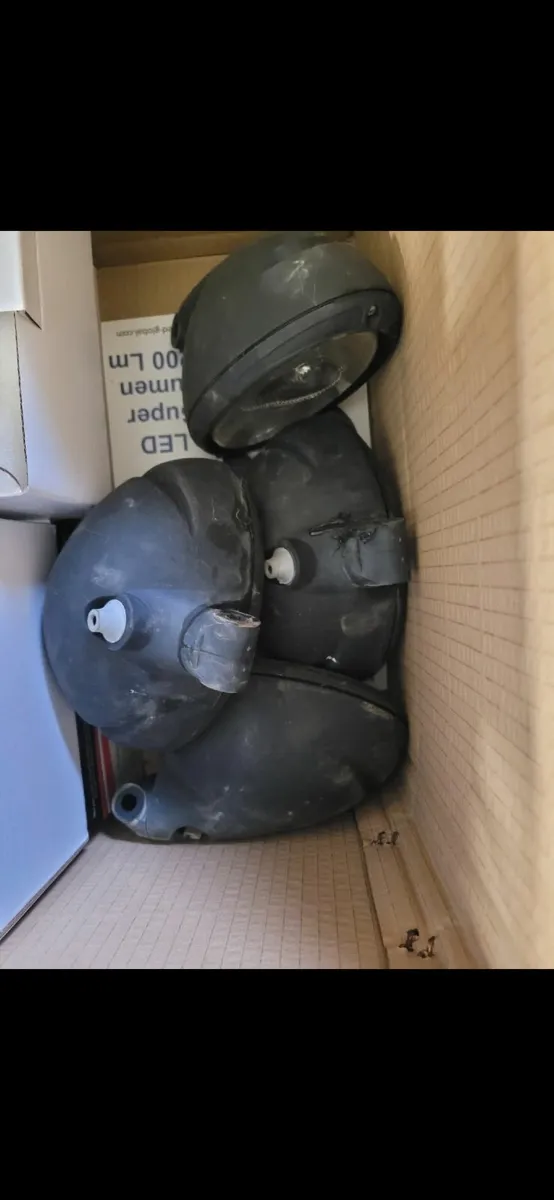 John deere/ newholland work lights - Image 3