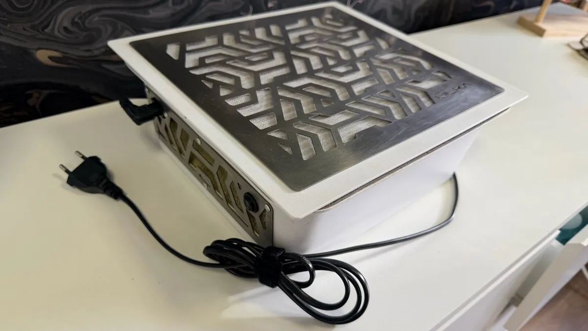 Ulka dust collector manicure - Image 1