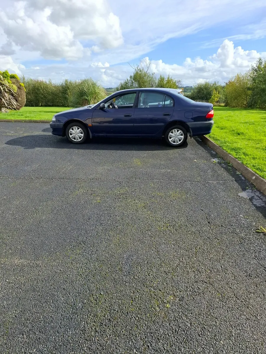 Toyota Avensis 2000 - Image 3