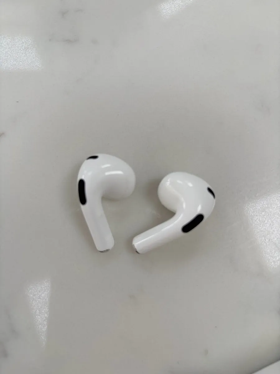 AirPods (3rd Generation) - Image 4