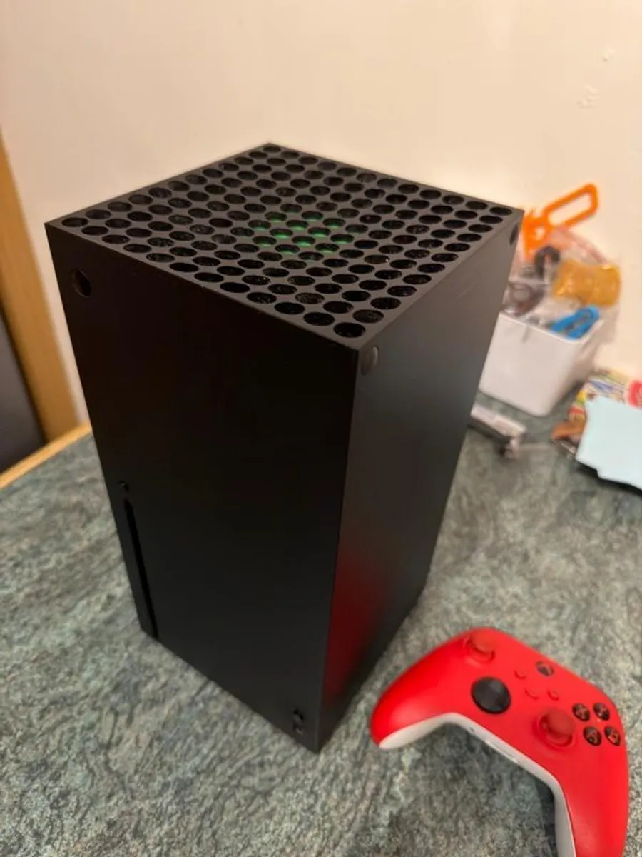 Xbox Series X - Image 2