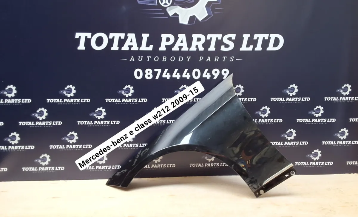 Mercedes benz parts - Image 4