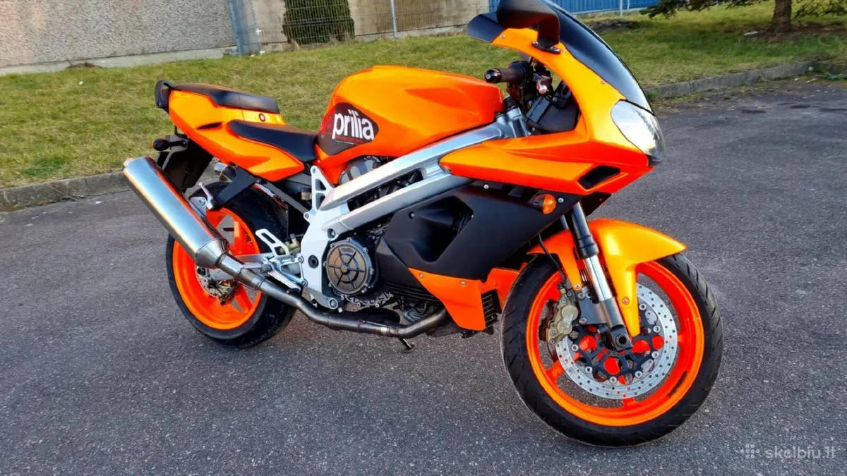 Aprilia Falco - Image 1