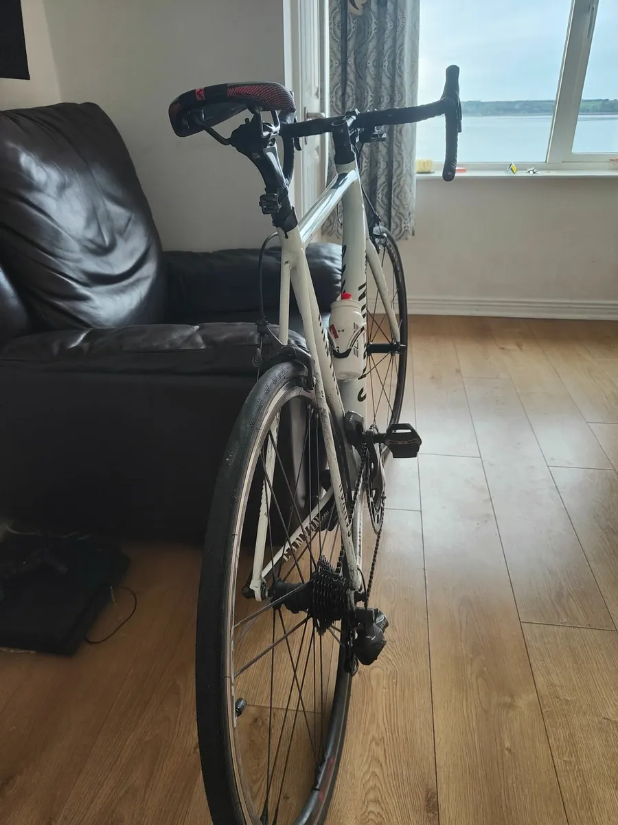 Road bike - Image 3