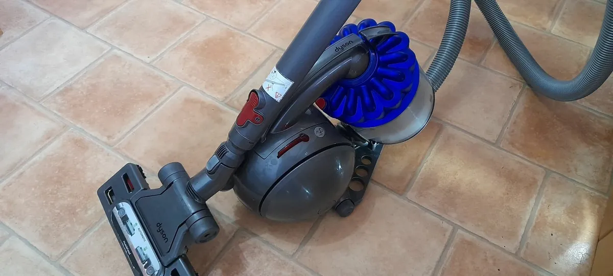 Vacuum/Hoover cleaner - Image 3