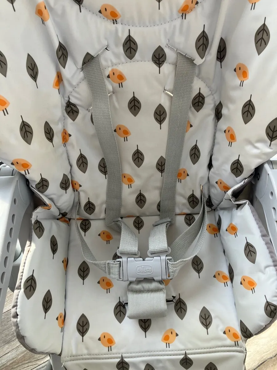 Baby high chair - Image 2