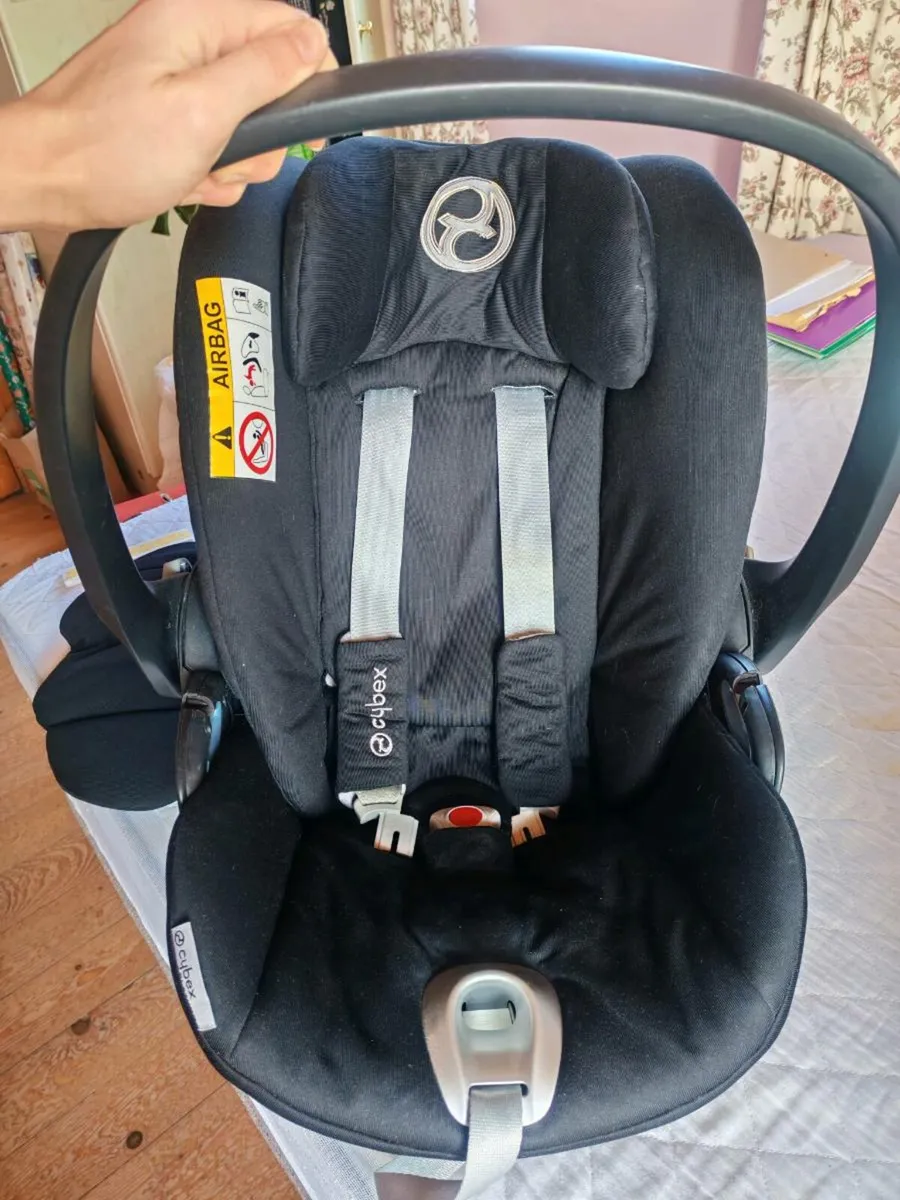 Baby Car seat - Image 1