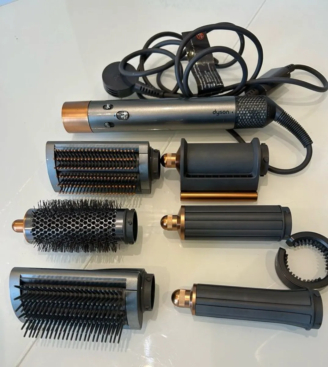 Dyson Airwrap multi-styler - Image 3