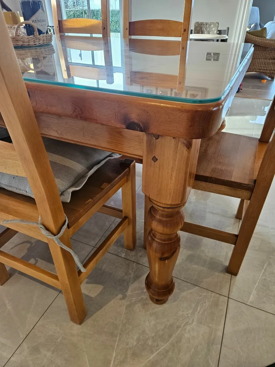 Solid Oak Kitchen Table and Chairs Set - Image 3