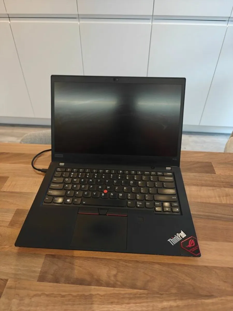 Lenovo Thinkpad P43s | i7 | 32GB | 14" Touchscreen - Image 2