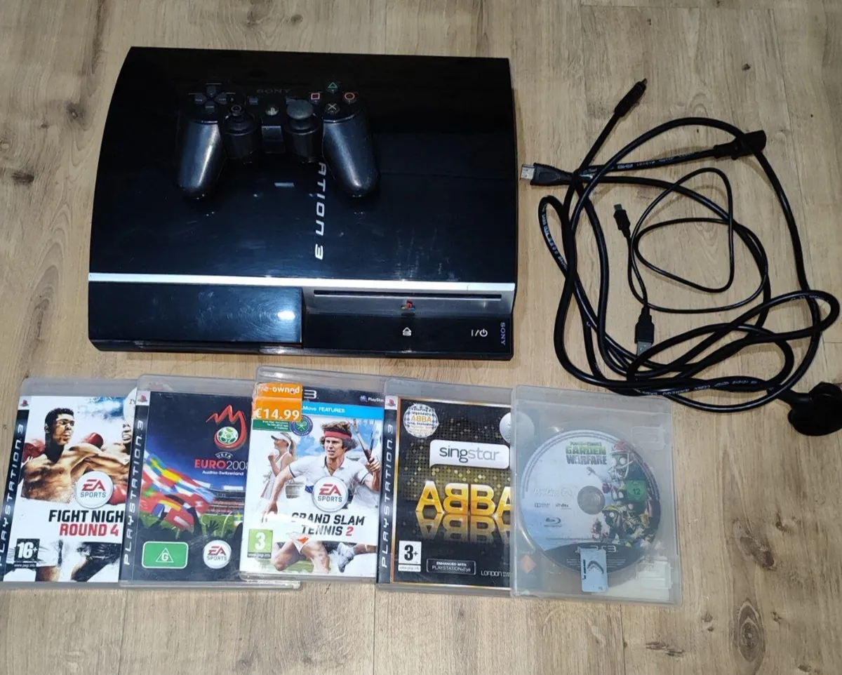 Sony PlayStation 3 Fat | PS3 Console + 5 Games - Image 1
