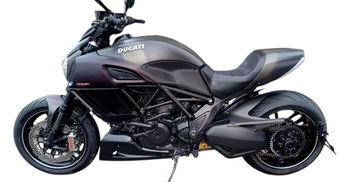 Ducati Diavel Carbon Edition “DEPOSIT TAKEN” - Image 4