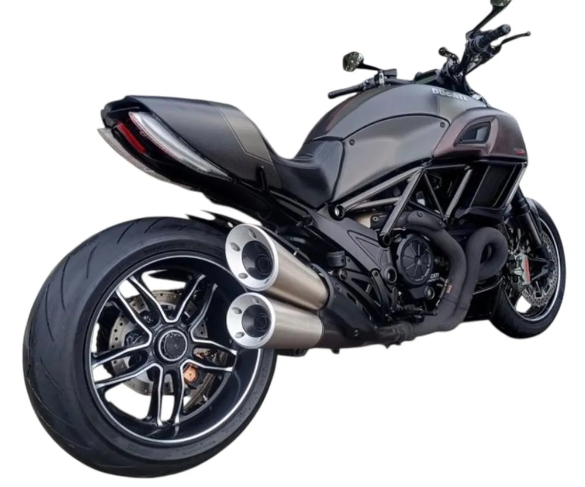 Ducati Diavel Carbon Edition “DEPOSIT TAKEN” - Image 3