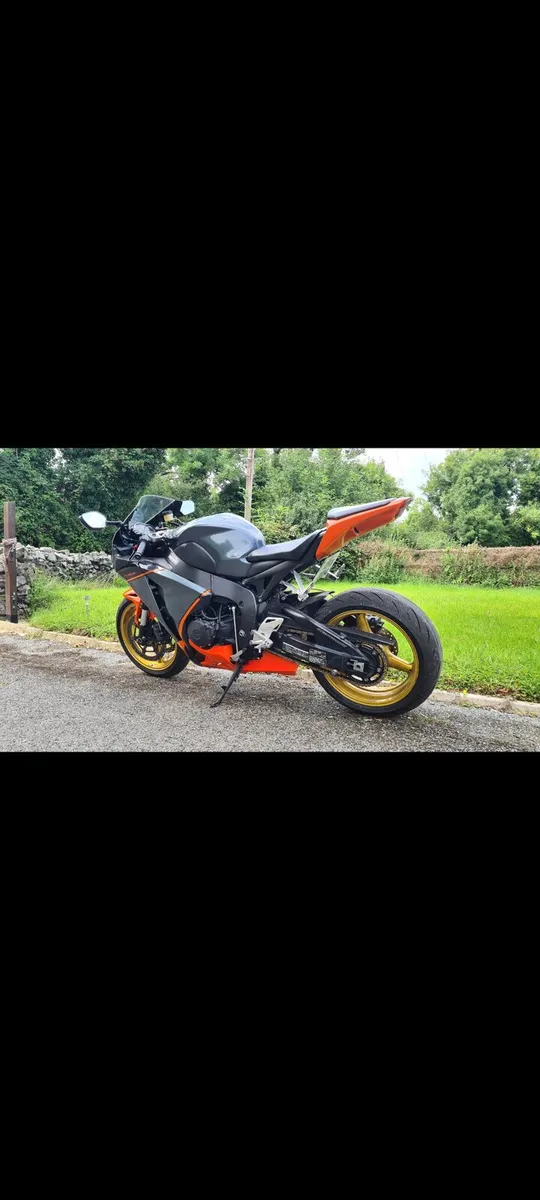 Honda RR Fireblade 1000 - Image 4
