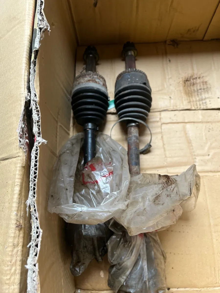 Lancer GSR/Evo parts - Image 3