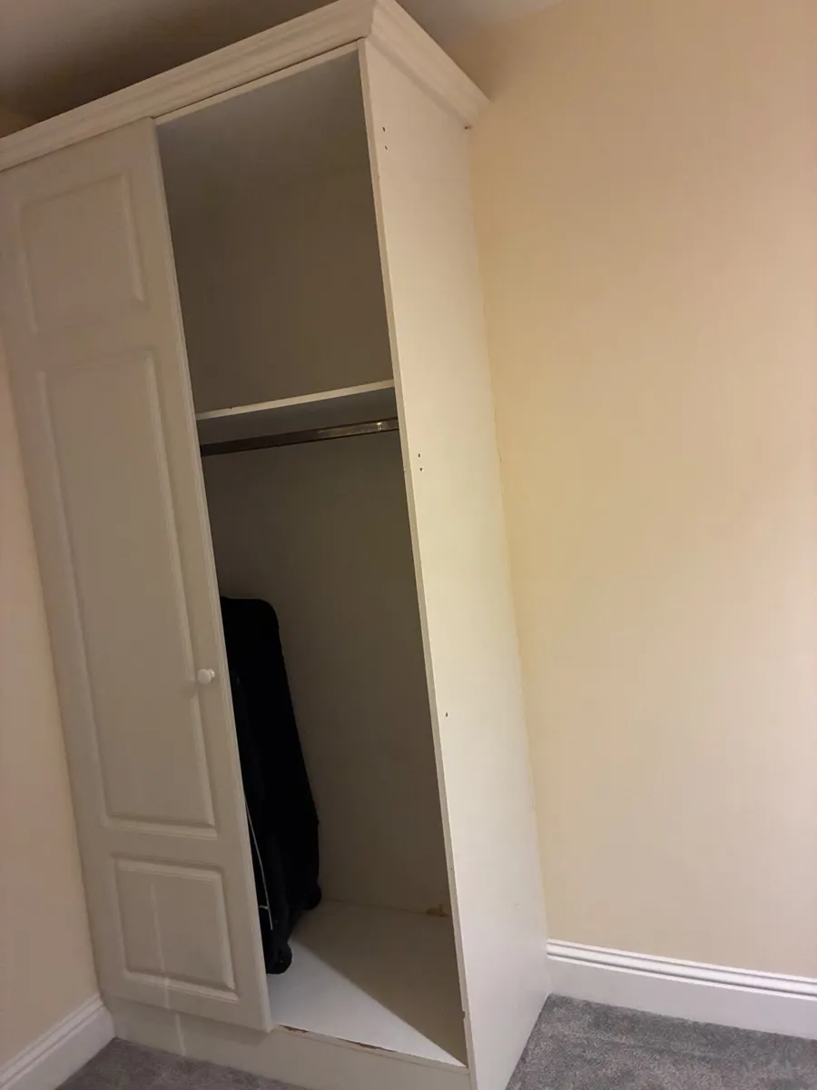 Room for Rent - Image 2