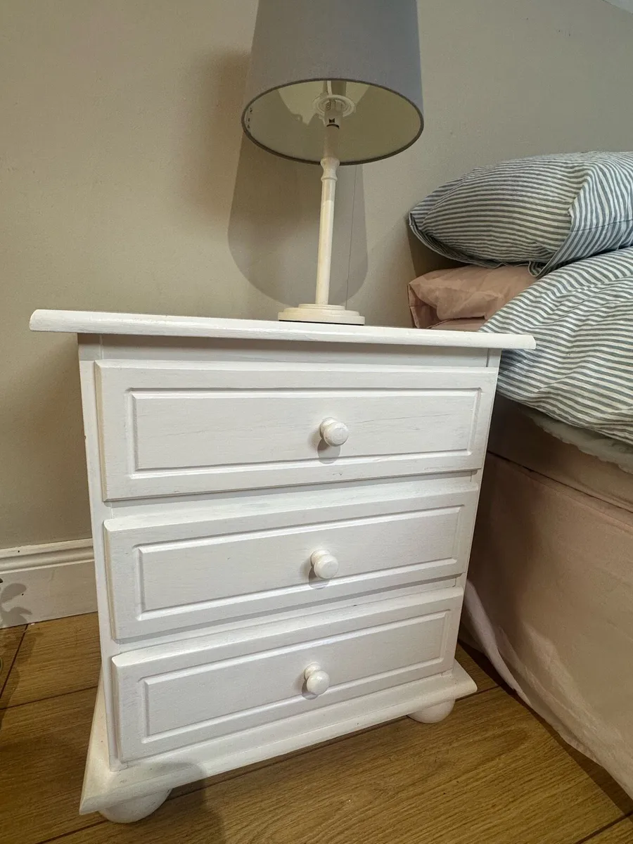 Two bedside tables/lockers - Image 1