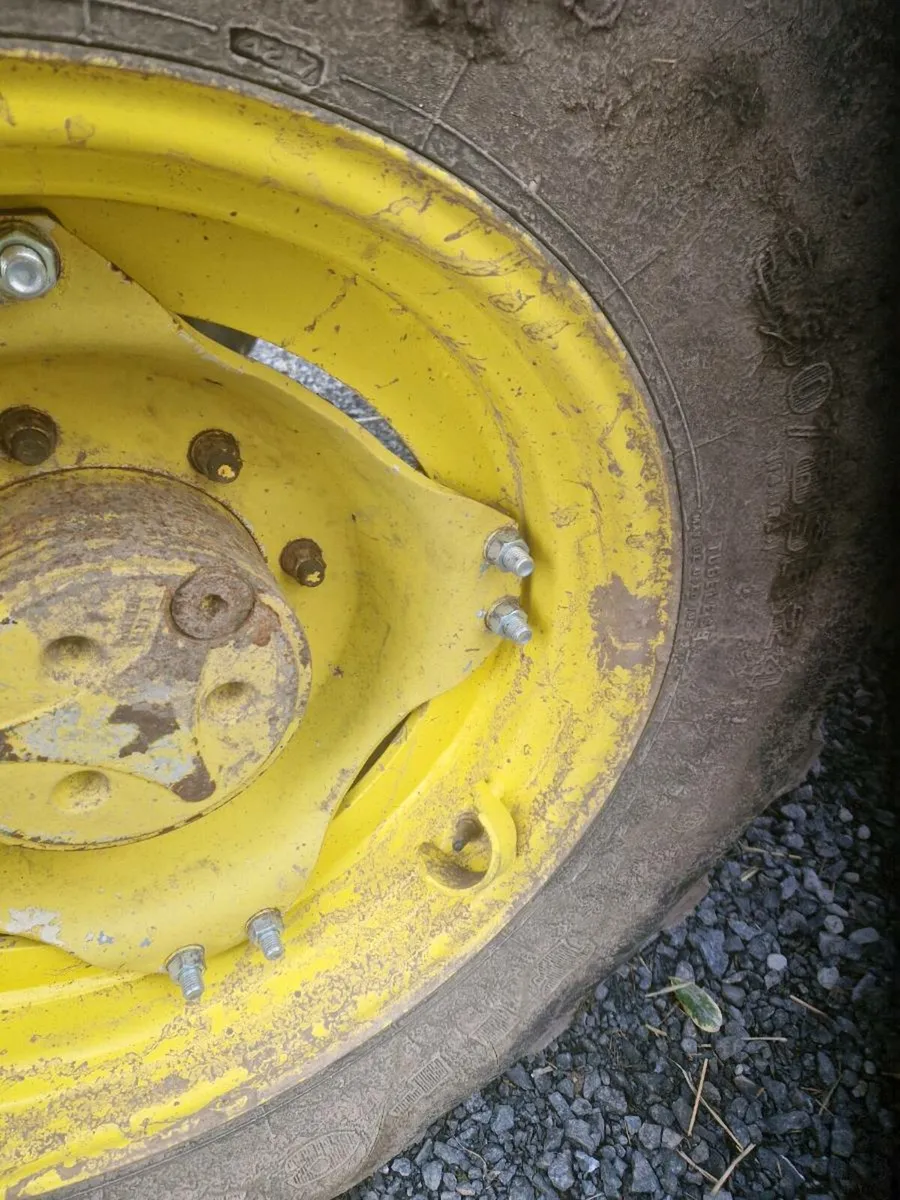 John Deere - Image 3