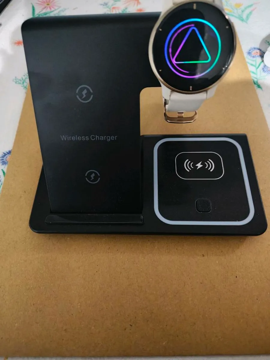 2x Garmin venu watches good condition - Image 3