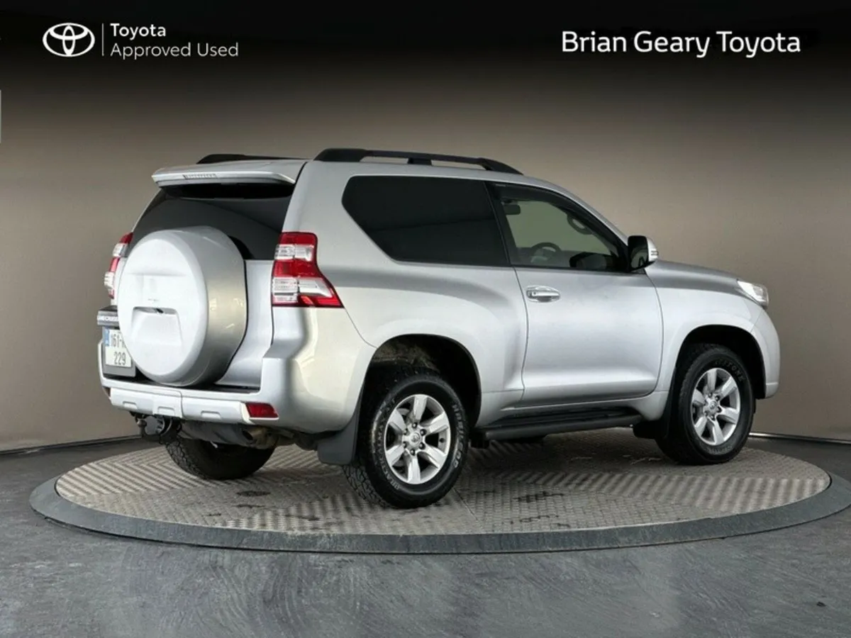 Toyota Land Cruiser SWB GX COMM - Image 2