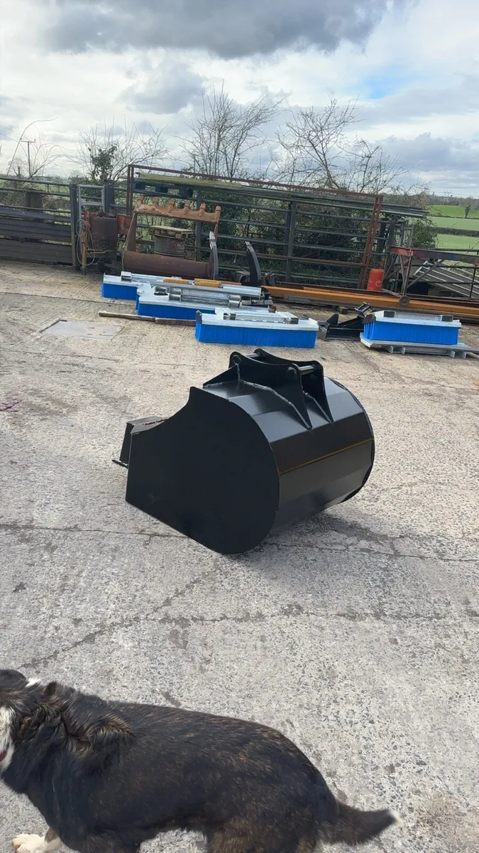 Concrete bucket - Image 4