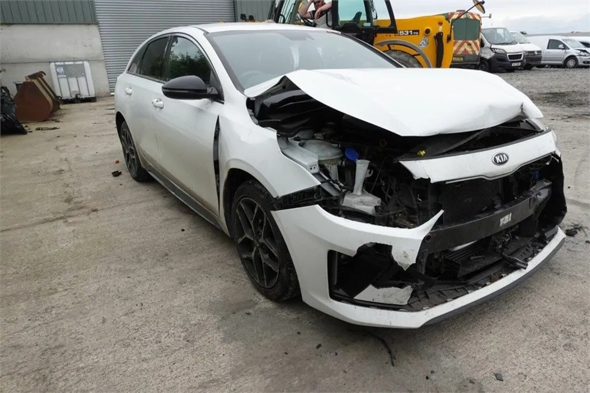 2018 Kia Pro ceed for breaking - Image 1