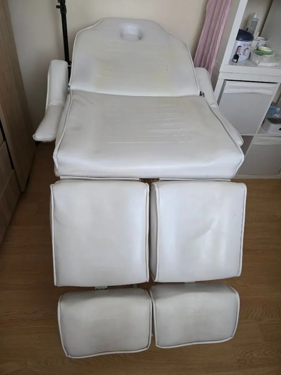 Beauty chair -Blarney - Image 3