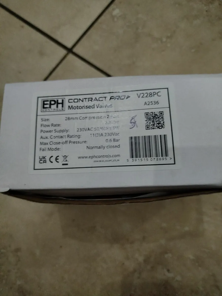 motorised  valves  28mm / 1" - Image 2