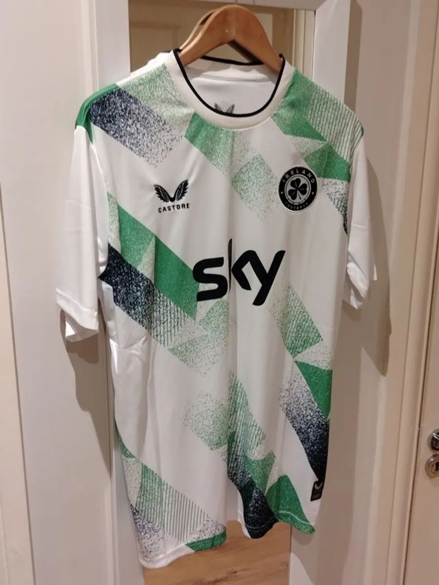 New 2026 Irish jersey home and away - Image 4