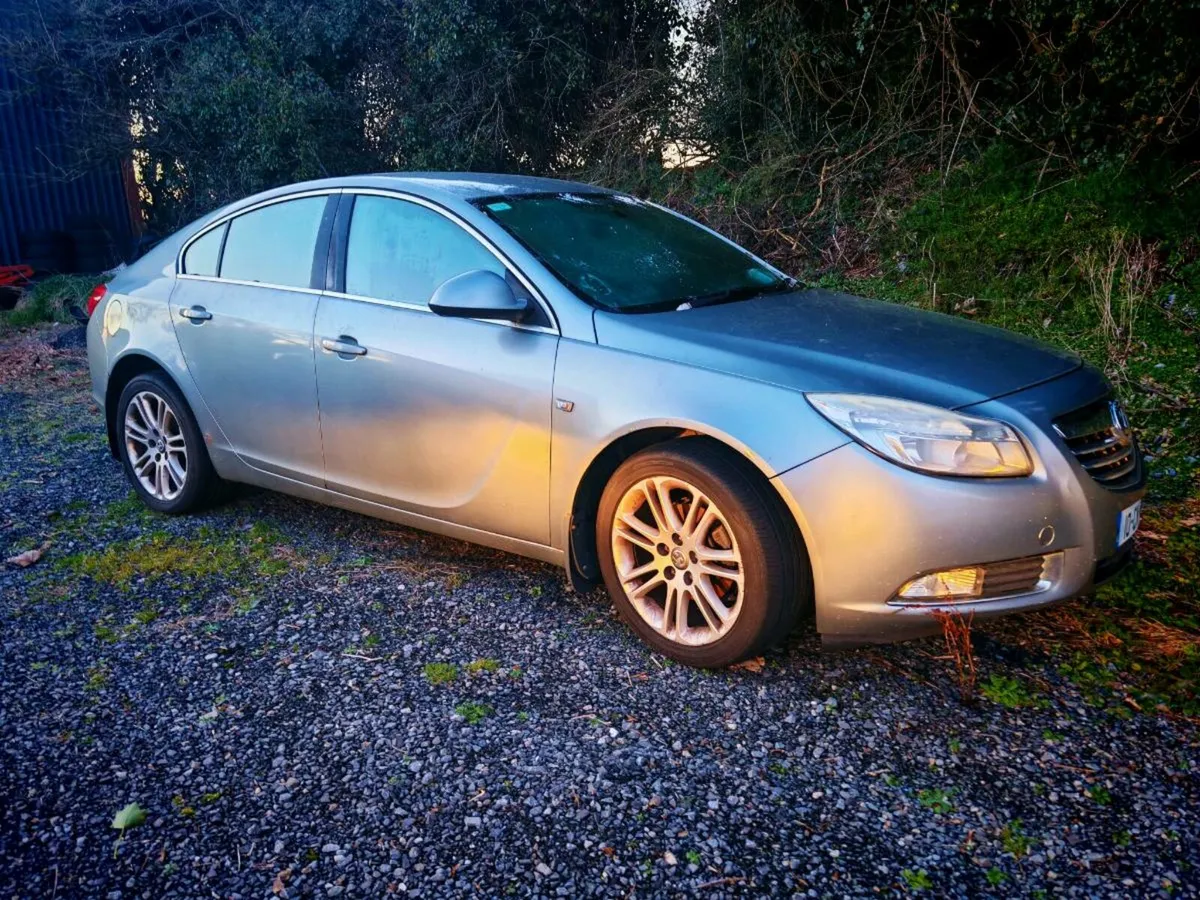 Insignia parts - Image 2