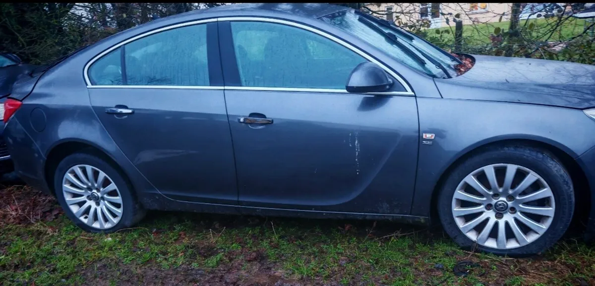 Insignia parts - Image 3