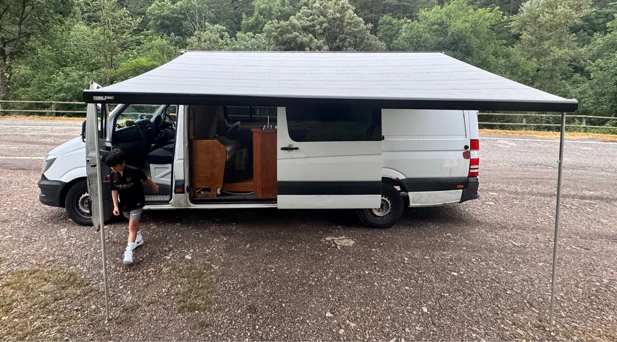 Mercedes sprinter Camper - Image 1
