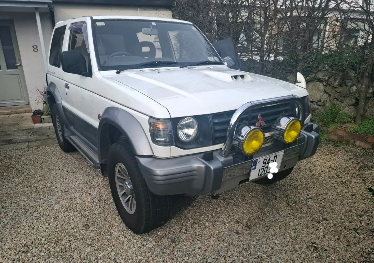 Mitsubishi Pajero 2.8T/D 5Sp Manual Just imported - Image 2