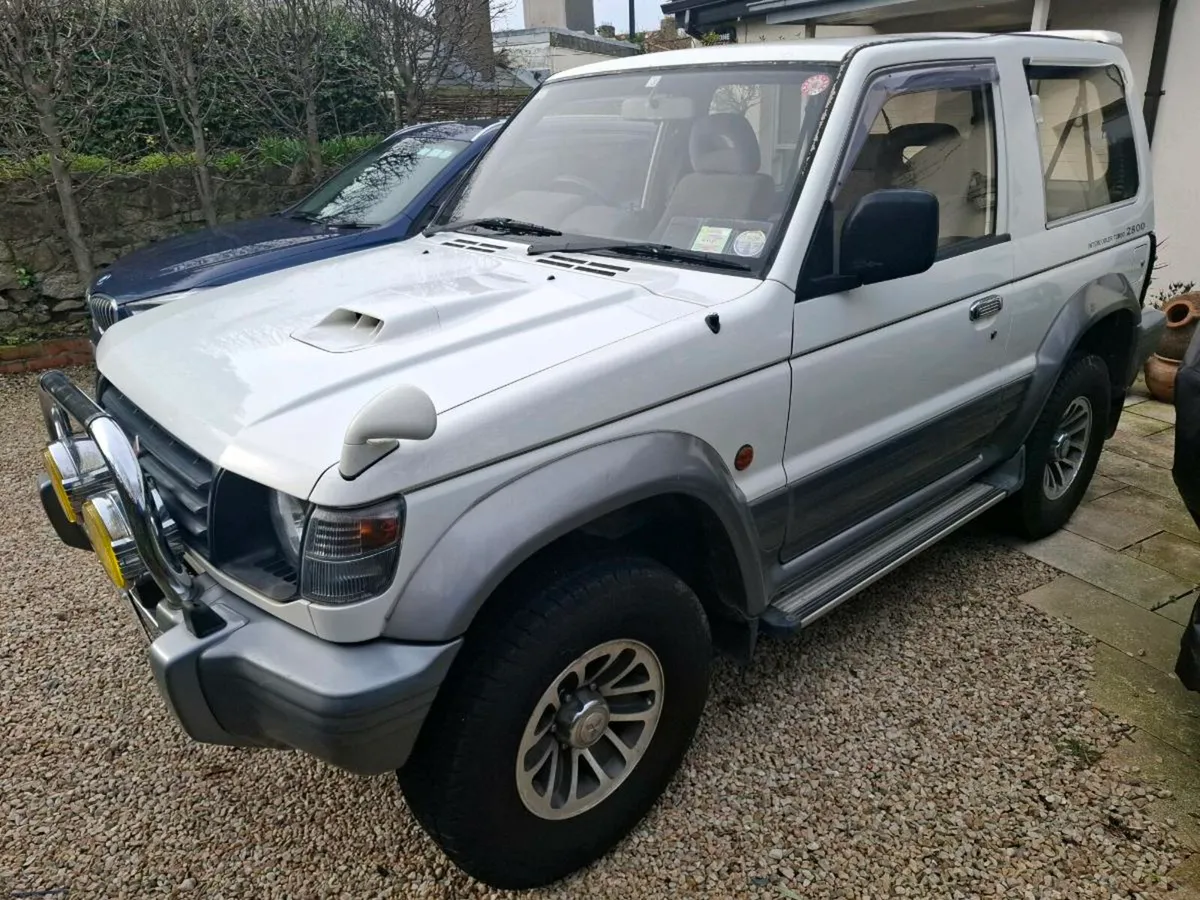 Mitsubishi Pajero 2.8T/D 5Sp Manual Just imported - Image 4