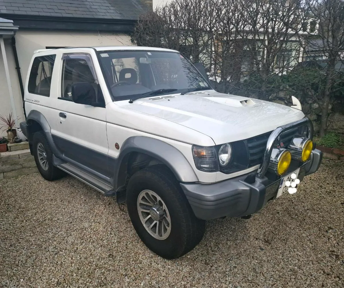 Mitsubishi Pajero 2.8T/D 5Sp Manual Just imported - Image 1