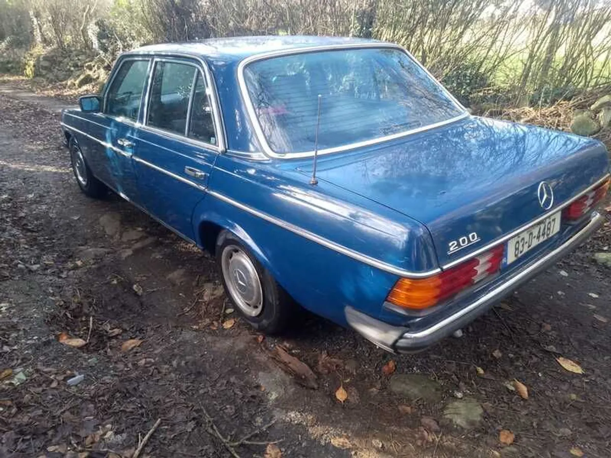 1983 Mercedes-Benz E-Class - Image 2