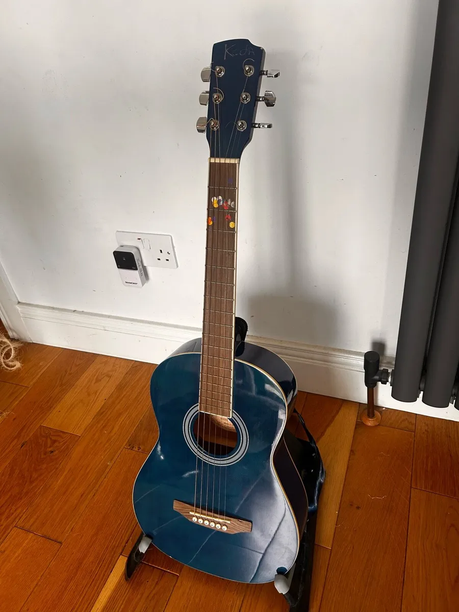 Kids’ 1/2-size (34-inch) Acoustic Guitar - Image 1