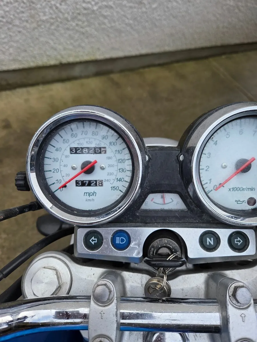 Kawasaki zr 750 - Image 3