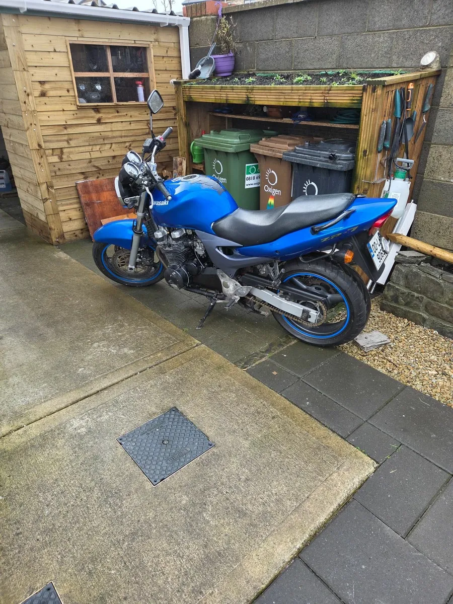 Kawasaki zr 750 - Image 1