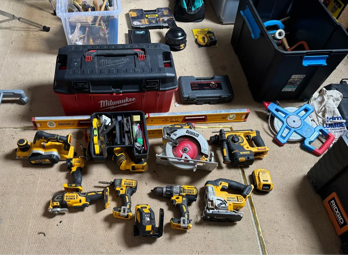 20V - Dewalt Set 9 piece & Misc Hand Tools - Image 2